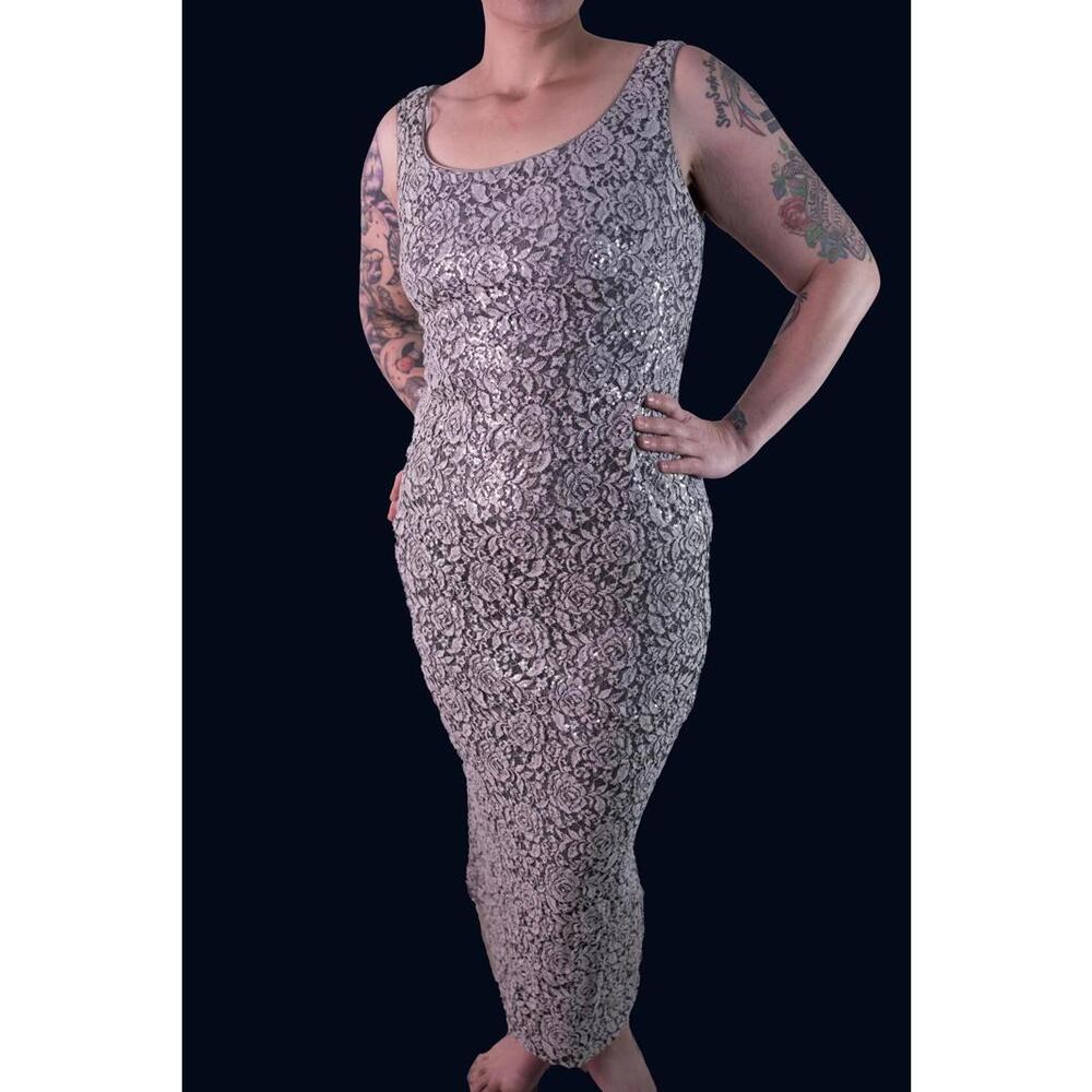 Vintage IgNite Evenings By Carrollin Dress Silver Rose Metallic Fitted Stretch